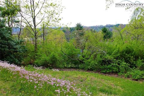 746 Stadium Dr, Boone, NC 28607 photo 6