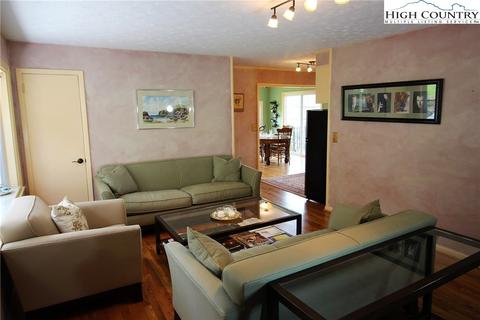 746 Stadium Dr, Boone, NC 28607 photo 11