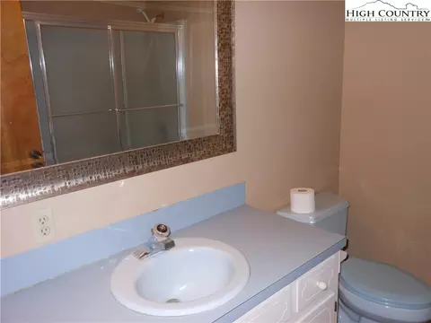1347 Flowers Branch Rd, Deep Gap, NC 28618 photo 11