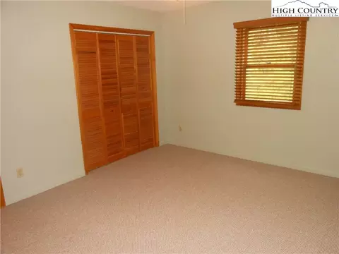 1347 Flowers Branch Rd, Deep Gap, NC 28618 photo 13