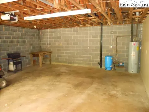 1347 Flowers Branch Rd, Deep Gap, NC 28618 photo 25