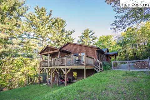 7620 Globe Rd, Lenoir, NC 28645 photo 2