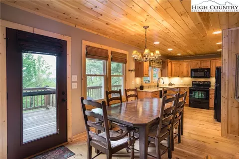 7620 Globe Rd, Lenoir, NC 28645 photo 6