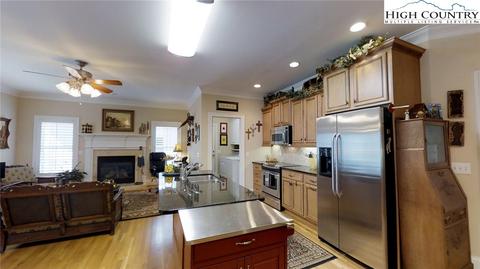 455 Russelton Rd, Boone, NC 28607 photo 12