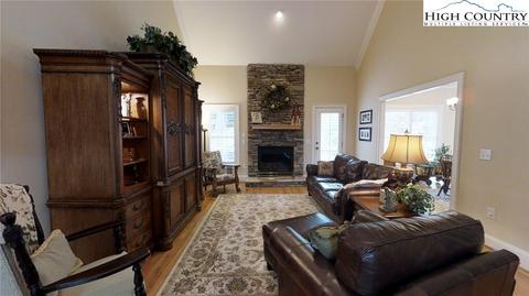 455 Russelton Rd, Boone, NC 28607 photo 5