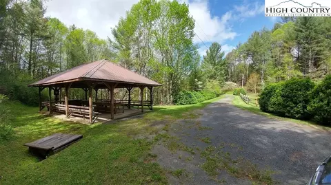 492 Knob Hill Dr, Todd, NC 28684 photo 27