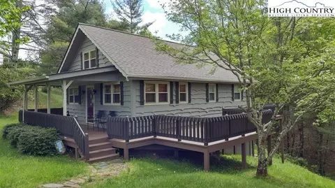 492 Knob Hill Dr, Todd, NC 28684 photo 1