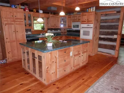 331 Yellow Bear Rd, Todd, NC 28684 photo 14