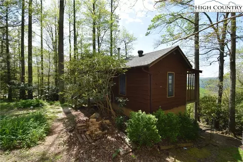 208 Moonfish Ln, Boone, NC 28607 photo 13