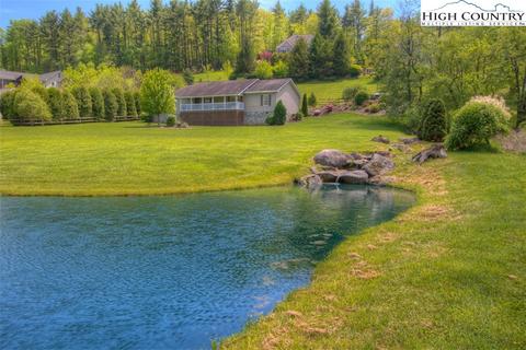 156 Violet Ln, Boone, NC 28607 photo 3