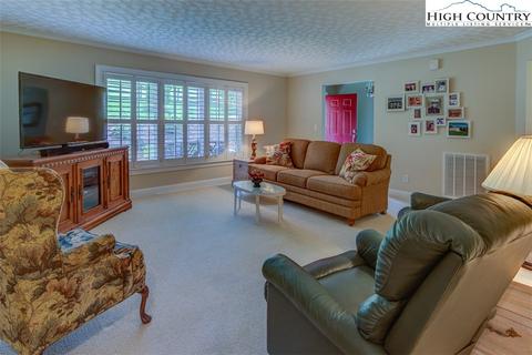 156 Violet Ln, Boone, NC 28607 photo 18