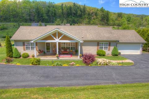 156 Violet Ln, Boone, NC 28607 photo 5