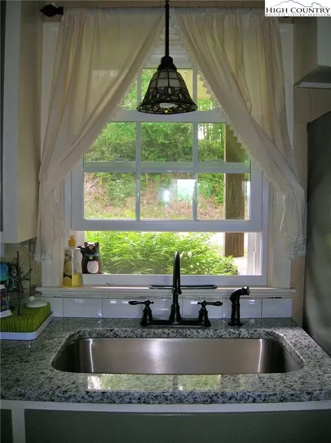 1155 Deck Hill Rd, Boone, NC 28607 photo 8