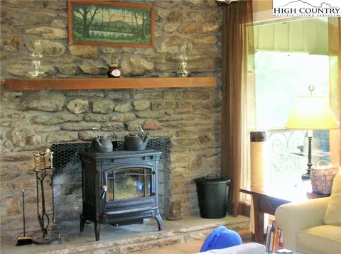 1155 Deck Hill Rd, Boone, NC 28607 photo 10