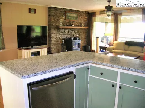 1155 Deck Hill Rd, Boone, NC 28607 photo 7