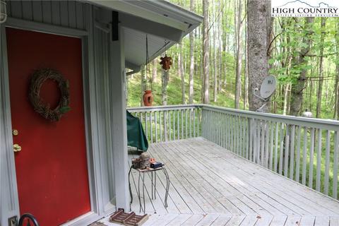 314 Four Coves Trl, Crumpler, NC 28617 photo 18