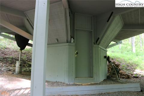 314 Four Coves Trl, Crumpler, NC 28617 photo 23