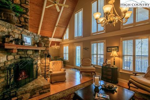 244 Walnut, Boone, NC 28607 photo 1