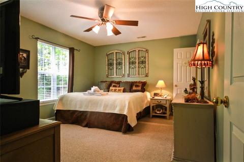 386 Grandview Dr, Seven Devils, NC 28604 photo 12