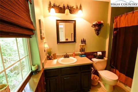 386 Grandview Dr, Seven Devils, NC 28604 photo 14