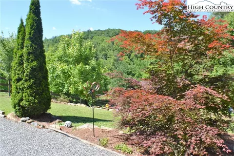 2156 Orchard Rd, Deep Gap, NC 28618 photo 15