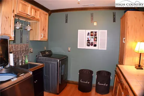 2156 Orchard Rd, Deep Gap, NC 28618 photo 35