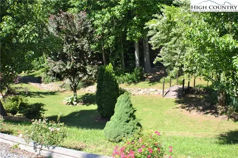 2156 Orchard Rd, Deep Gap, NC 28618 photo 8