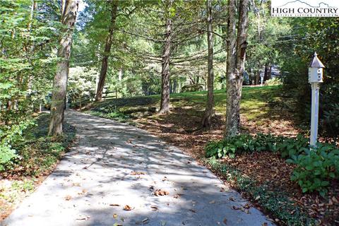 560 Schaffer Rd, Boone, NC 28607 photo 3