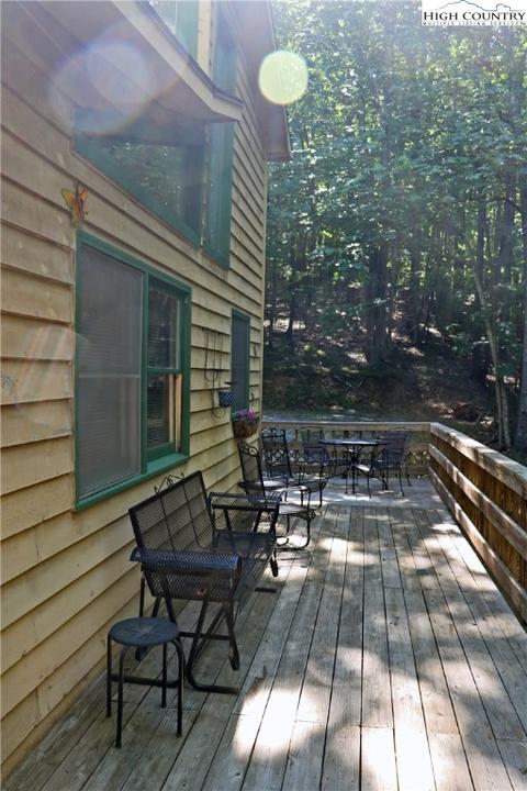 208 Saddle Ln, Deep Gap, NC 28618 photo 16