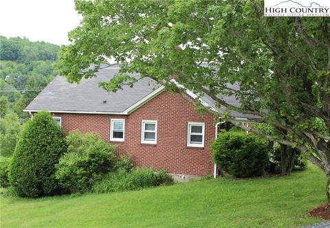252 Pine Hill Rd, Boone, NC 28607 photo 3