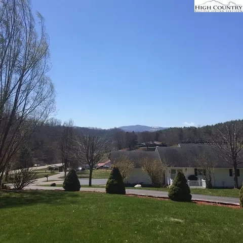 206 Main Haven Dr, Vilas, NC 28692 photo 5