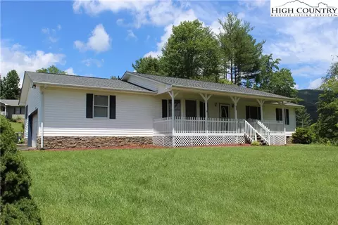 206 Main Haven Dr, Vilas, NC 28692 photo 1