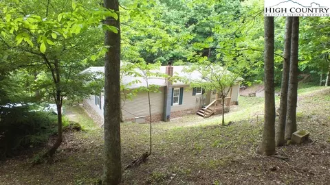 1476 Big Windfall Rd, Lansing, NC 28643 photo 12