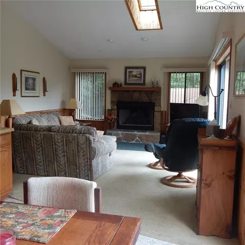 103 Cricket Way, Beech Mountain, NC 28604 photo 3