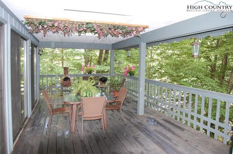 173 Pine Loop, Newland, NC 28657 photo 2