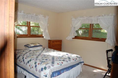 173 Pine Loop, Newland, NC 28657 photo 10