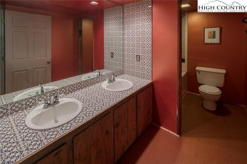 344 Cherry Tree Ln, Creston, NC 28615 photo 20