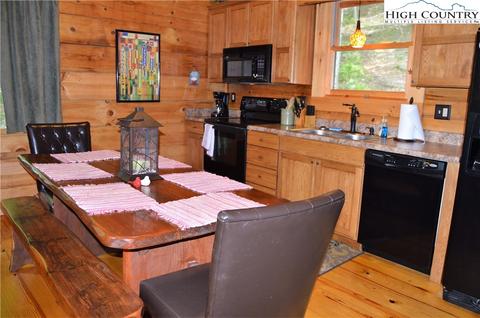 119 Woodland Rd, Beech Mountain, NC 28604 photo 7