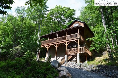 119 Woodland Rd, Beech Mountain, NC 28604 photo 3
