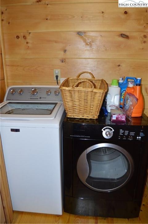 119 Woodland Rd, Beech Mountain, NC 28604 photo 9