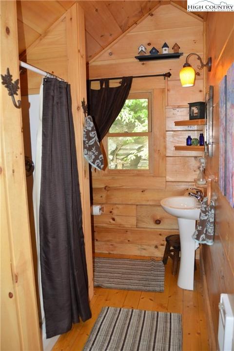 119 Woodland Rd, Beech Mountain, NC 28604 photo 22