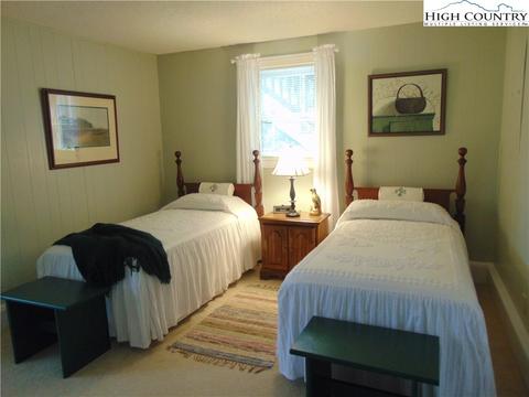 235 Deer Run, Roaring Gap, NC 28668 photo 8