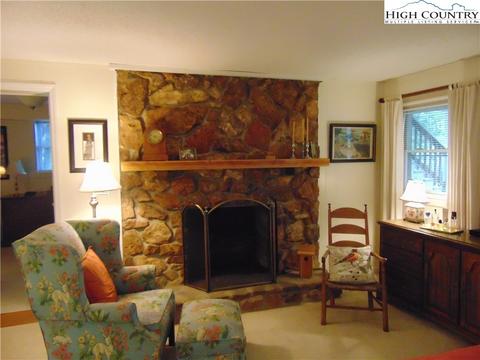 235 Deer Run, Roaring Gap, NC 28668 photo 4