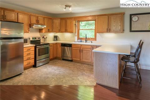 173 Moonlight Trl, Seven Devils, NC 28604 photo 16