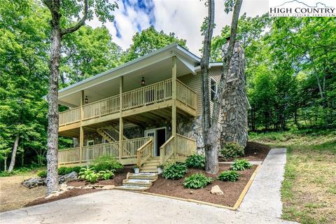 173 Moonlight Trl, Seven Devils, NC 28604 photo 2