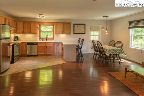 173 Moonlight Trl, Seven Devils, NC 28604 photo 17