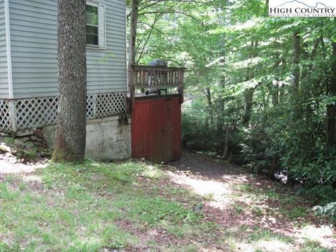 20 Jack Pine Loop, Newland, NC 28657 photo 11