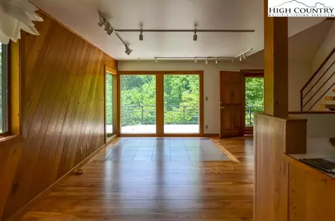 314 Ira Powers Rd, Lansing, NC 28643 photo 9