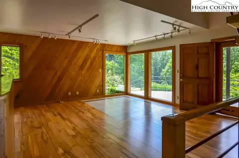 314 Ira Powers Rd, Lansing, NC 28643 photo 8