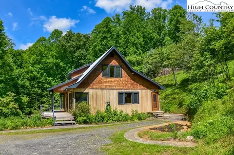 314 Ira Powers Rd, Lansing, NC 28643 photo 3